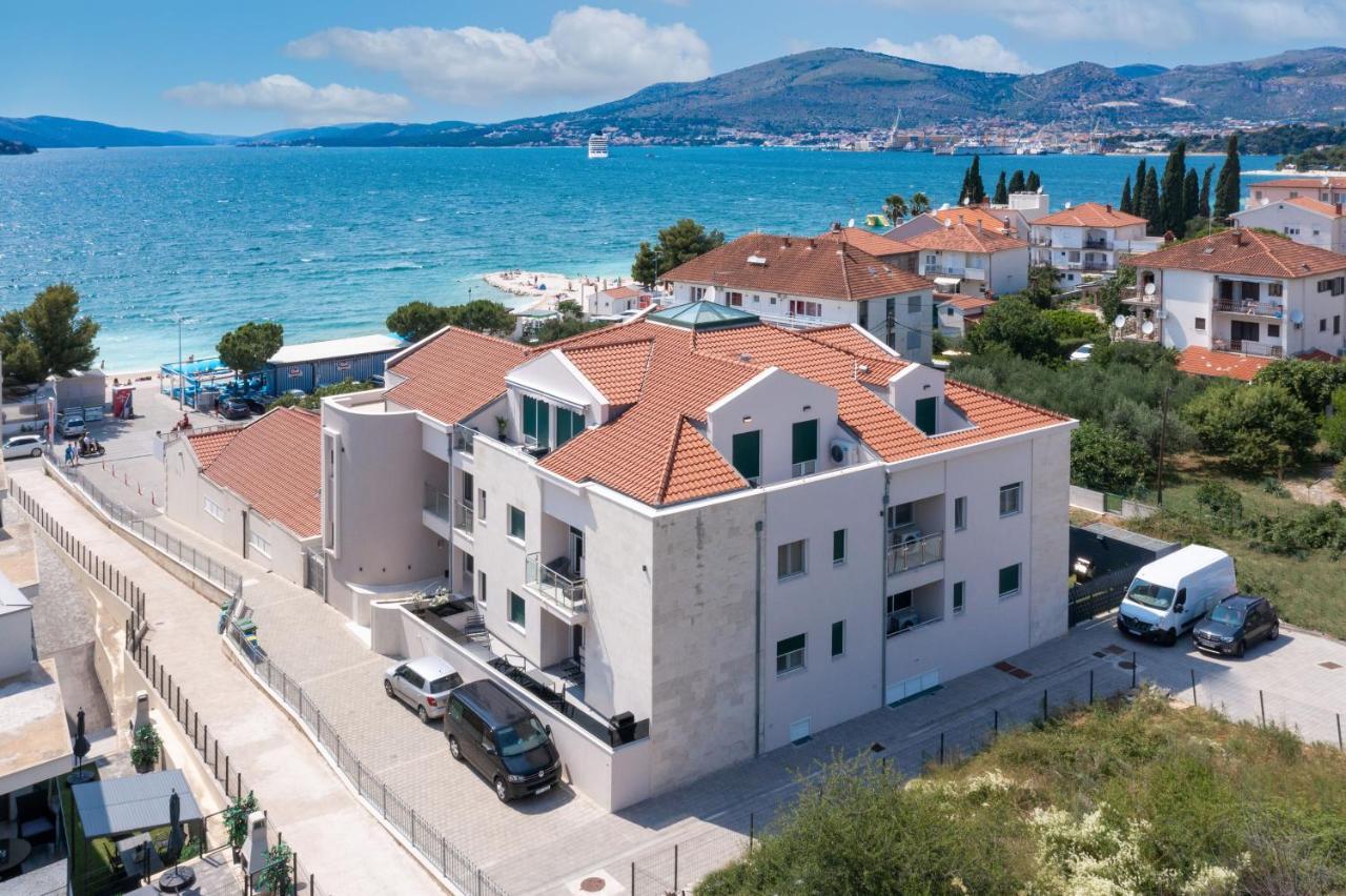 Apartments Ocrux Трогир Экстерьер фото