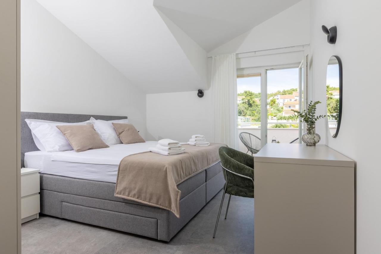 Apartments Ocrux Трогир Экстерьер фото
